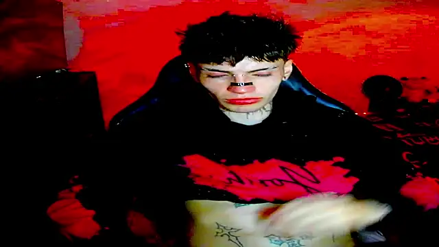 Snapshot of prince_x_dark chatting on 8, 4, 2026 prince x dark online show from 8, 4, 2026