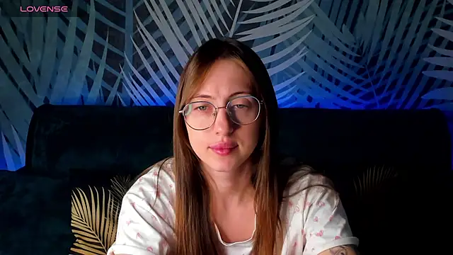 ChristyCrayme online show from 13, 10, 2025