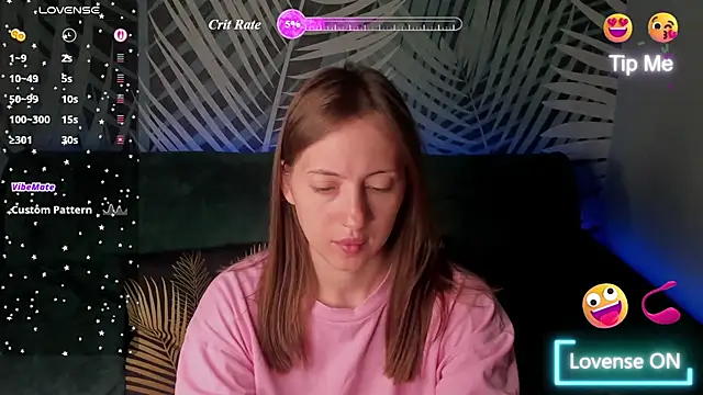 Snapshot of ChristyCrayme chatting on 30, 6, 2026 ChristyCrayme online show from 30, 6, 2026