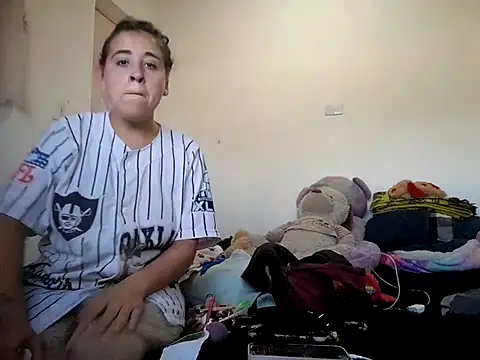 Snapshot of twodoo chatting on 15, 10, 2025 twodoo online show from 15, 10, 2025