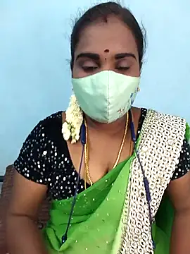 Snapshot of Tamil_riyalini12 chatting on 8, 5, 2026 Tamil riyalini12 online show from 8, 5, 2026