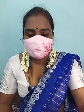Snapshot of Tamil_riyalini12 chatting on 19, 5, 2026 Tamil riyalini12 online show from 19, 5, 2026