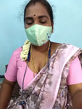 Snapshot of Tamil_riyalini12 chatting on 7, 5, 2026 Tamil riyalini12 online show from 7, 5, 2026