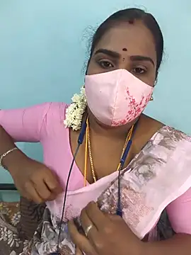 Snapshot of Tamil_riyalini12 chatting on 29, 5, 2026 Tamil riyalini12 online show from 29, 5, 2026