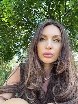 LunaBex online show from 10, 7, 2026