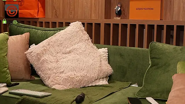 LunaBex online show from 13, 3, 2026