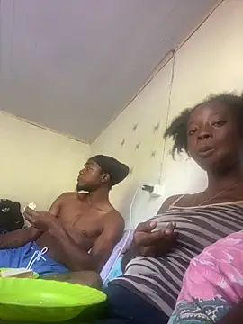 Snapshot of GeileErica chatting on 9, 11, 2025 GeileErica online show from 9, 11, 2025