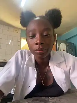 Snapshot of GeileErica chatting on 4, 11, 2025 GeileErica online show from 4, 11, 2025