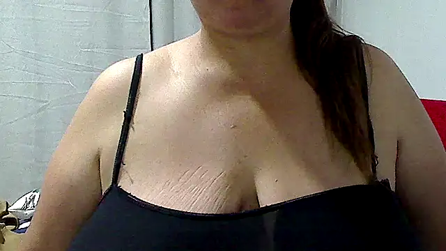 luciana69hot online show from 23, 4, 2026