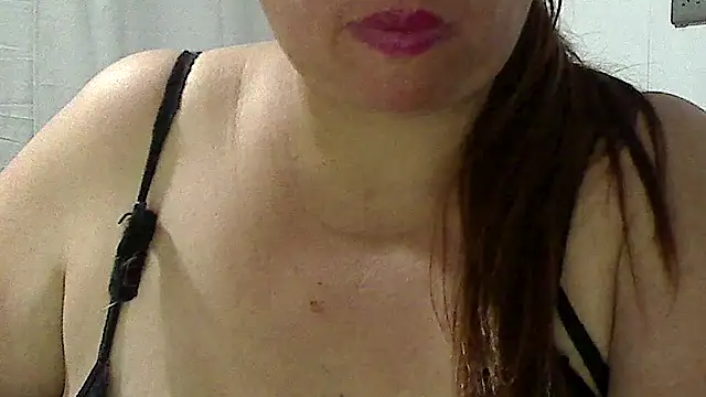 Snapshot of luciana69hot chatting on 21, 5, 2026 luciana69hot online show from 21, 5, 2026
