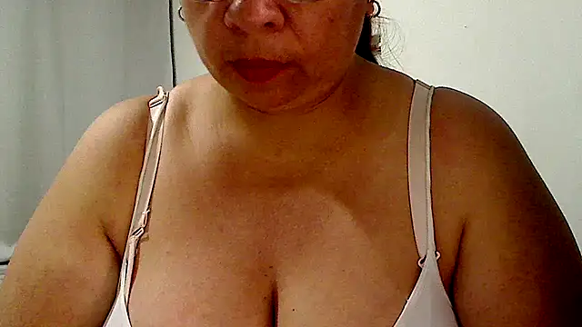 luciana69hot online show from 3, 8, 2026