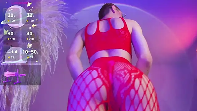liiamluna  online show from 10, 9, 2025