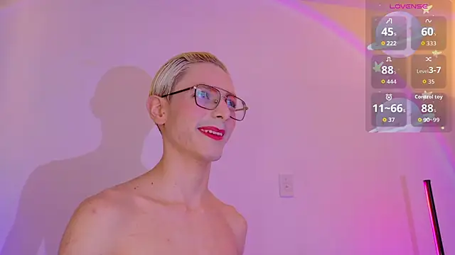liiamluna  online show from 5, 6, 2026