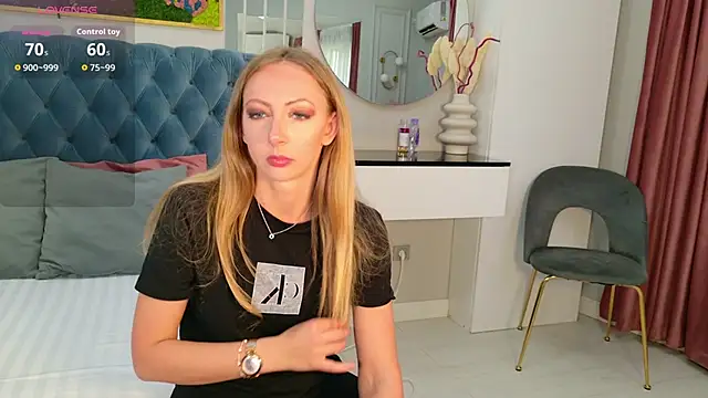 Snapshot of SiennaPierce chatting on 26, 5, 2026 SiennaPierce online show from 26, 5, 2026
