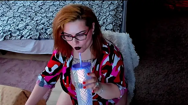 Squirt Kimm online show from 9, 2, 2026