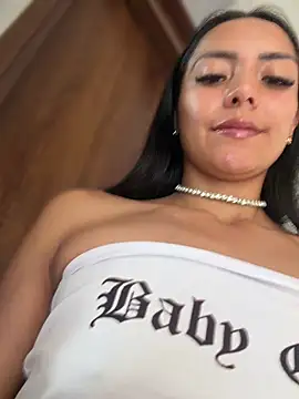 Snapshot of im-isabella chatting on 4, 6, 2026 im-isabella online show from 4, 6, 2026