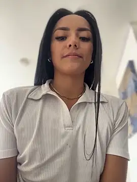Snapshot of im-isabella chatting on 7, 5, 2026 im-isabella online show from 7, 5, 2026