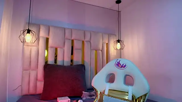 viollettaa  online show from 12, 3, 2026