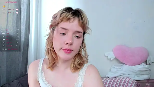  CuteAsFuck  online show from 22, 4, 2026