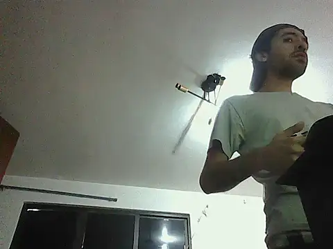 royalmadness  online show from 3, 3, 2026