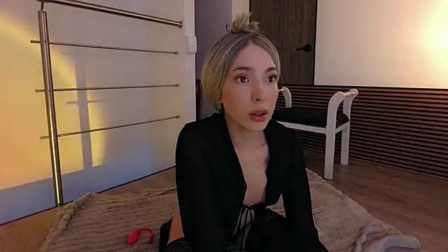 Snapshot of Lili_Cherry chatting on 18, 2, 2026 Lili Cherry online show from 18, 2, 2026