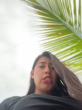 Snapshot of sara_calderon chatting on 6, 6, 2026 sara calderon online show from 6, 6, 2026