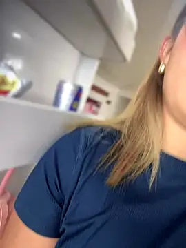 sara calderon online show from 29, 10, 2025