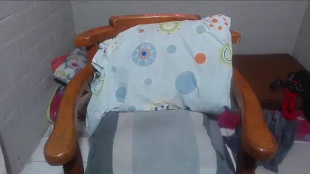 rose-crystal online show from 14, 4, 2026