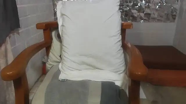 rose-crystal online show from 8, 10, 2025