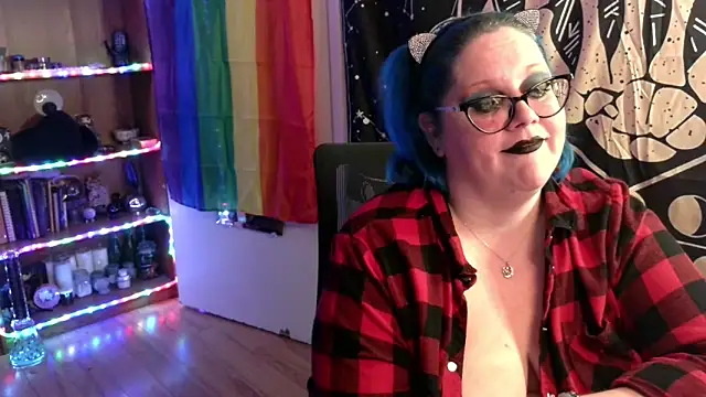 Snapshot of Kinky_Witch chatting on 13, 11, 2025 Kinky Witch online show from 13, 11, 2025