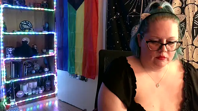 Snapshot of Kinky_Witch chatting on 6, 11, 2025 Kinky Witch online show from 6, 11, 2025