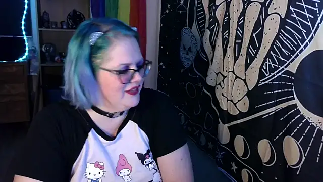 Snapshot of Kinky_Witch chatting on 22, 10, 2025 Kinky Witch online show from 22, 10, 2025