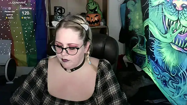 Kinky Witch online show from 12, 7, 2026