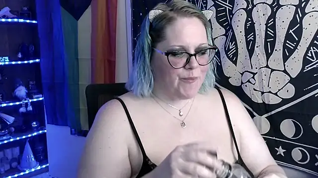 Kinky Witch online show from 7, 1, 2026