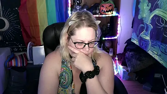 Kinky Witch online show from 24, 6, 2026