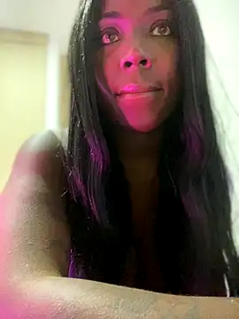 Alexia 24 online show from 5, 12, 2025