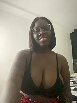 Snapshot of Alexia_24 chatting on 24, 5, 2026 Alexia 24 online show from 24, 5, 2026
