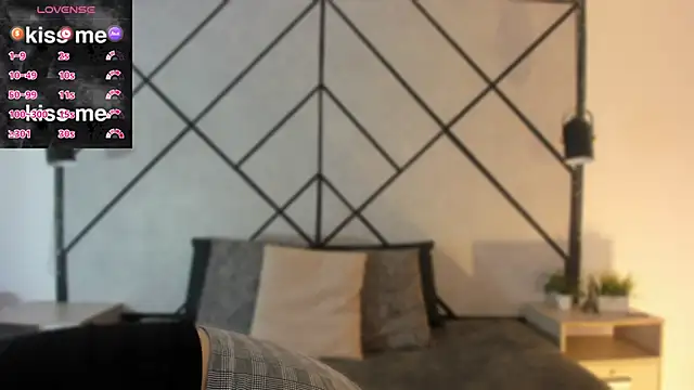 Snapshot of revenmiller_ chatting on 14, 11, 2025 revenmiller online show from 14, 11, 2025