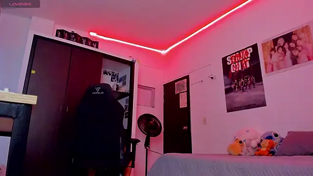 velvet skyn online show from 3, 4, 2026