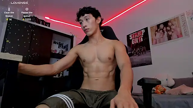 velvet skyn online show from 9, 4, 2026