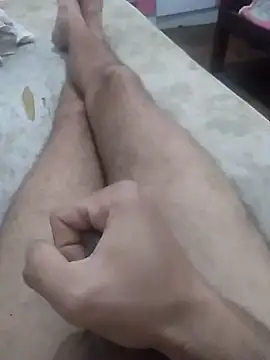 GuilhermeYuree online show from 10, 9, 2025