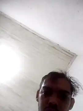 GuilhermeYuree online show from 31, 5, 2026