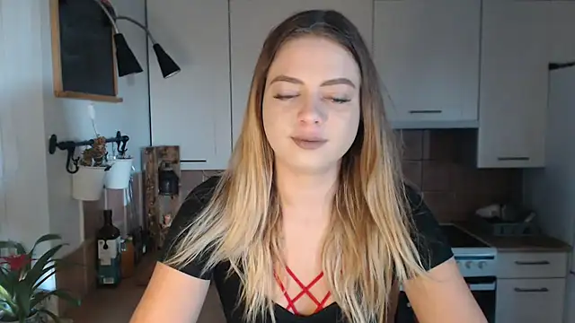 BuffyxLUST online show from 21, 10, 2025