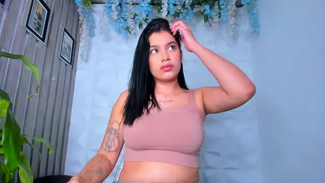 zarahcoxx online show from 5, 10, 2025