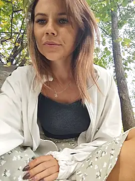 YOURLIKAA online show from 10, 9, 2025