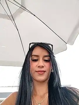 Juliana Xander online show from 12, 9, 2025