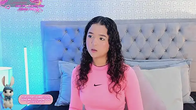 Evaa Lunna  online show from 18, 1, 2026