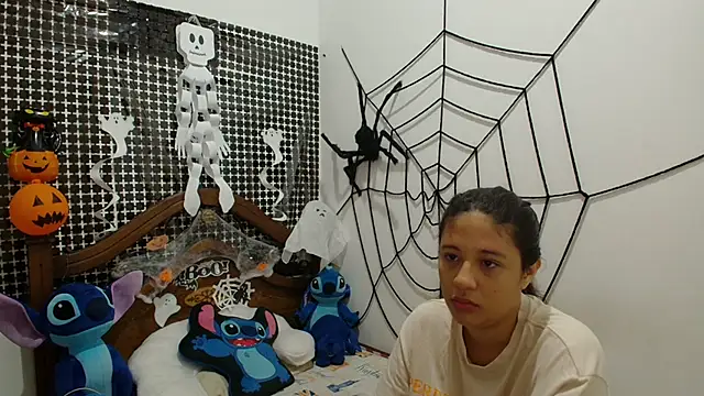 Aria Arthur online show from 21, 10, 2025