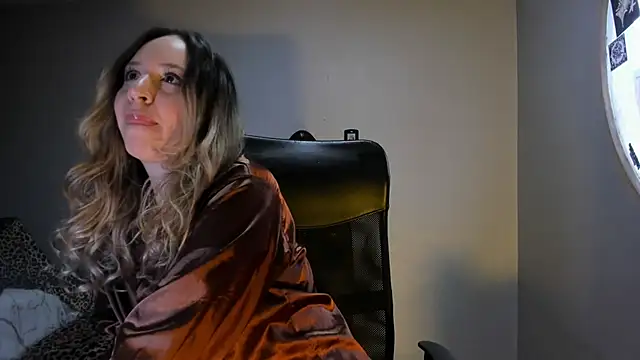 Snapshot of Pamela_Squirtt chatting on 6, 5, 2026 Pamela Squirtt online show from 6, 5, 2026