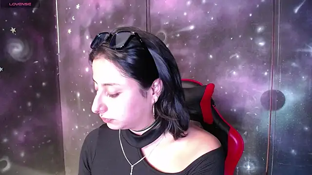 CristaldelLeon s online show from 24, 9, 2025